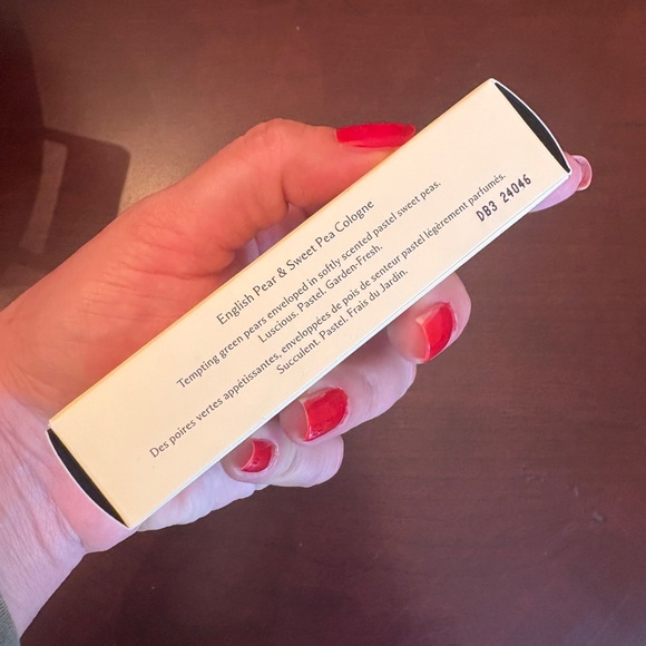 Jo Malone London English Pear & Sweet Pea Cologne - Picture 7 of 7